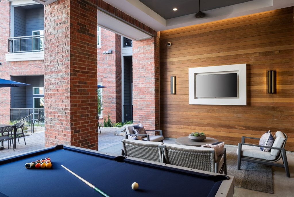 Billiards Table Lounge at Berkshire Pullman, Texas